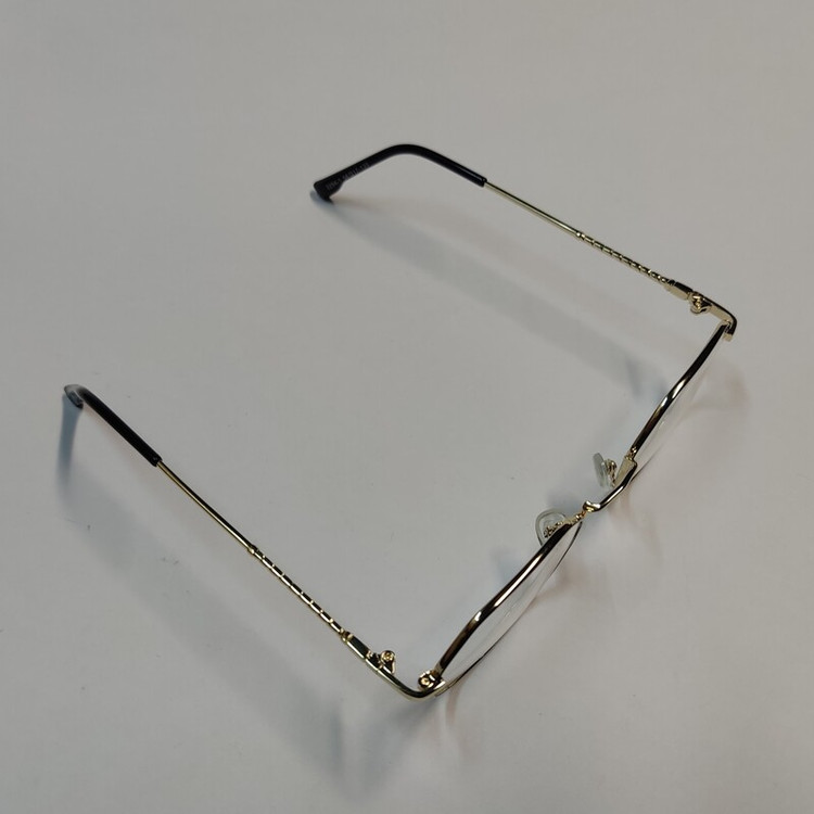 عینک مد و زیبایی زنانه با قابلیت فریم طبی