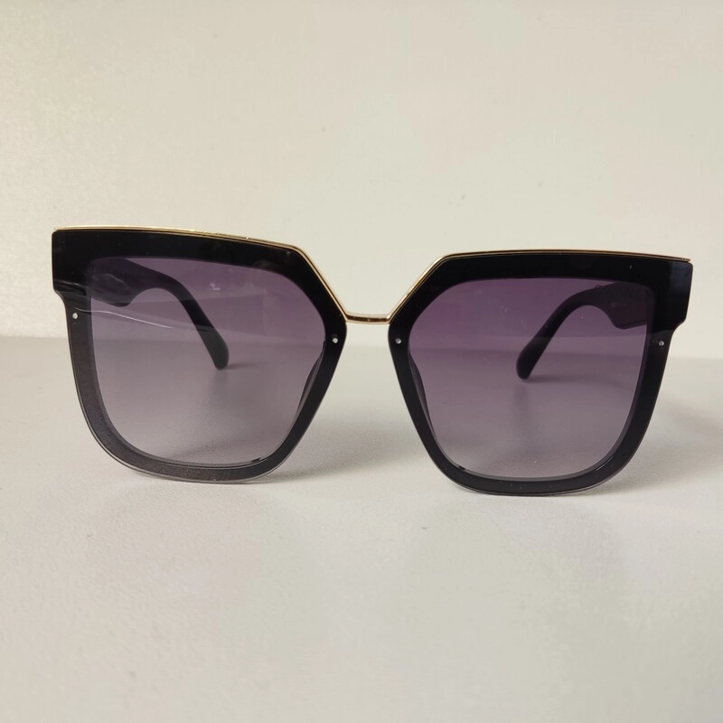 عینک آفتابی زنانه مارک CHANEL 12789