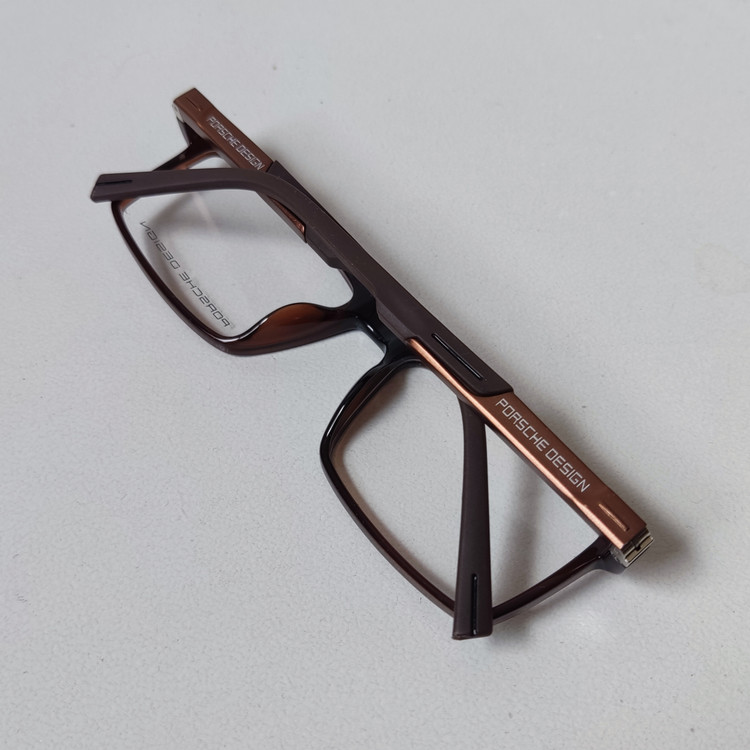 عینک طبی مردانه پورش دیزاین P8290