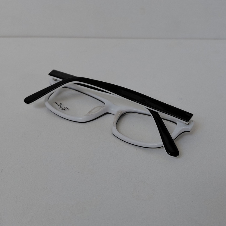 فریم عینک طبی بچه گانه Ray.Ban 1004